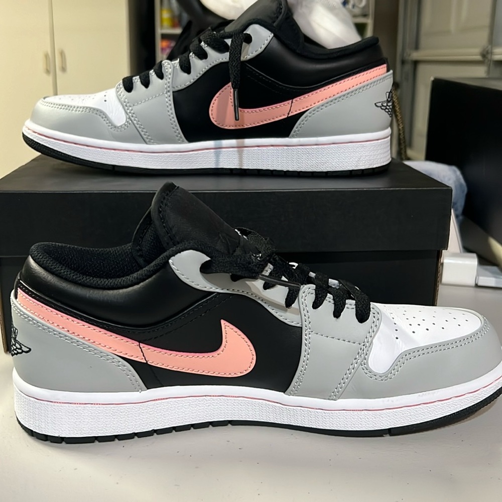 Air Jordan 1 low 8.5 men